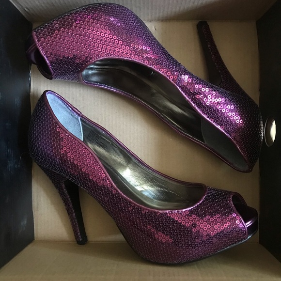 A/X Armani Exchange Glitter Heels Peep Toe Pump - Picture 3 of 8